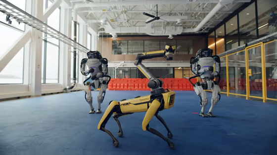 Танец роботов Boston Dynamics. Источник: YouTube-канал Boston Dynamics.