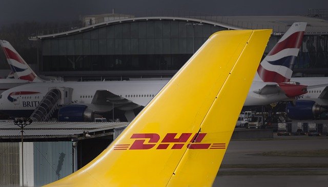 Самолет DHL Изображение самолет DHL